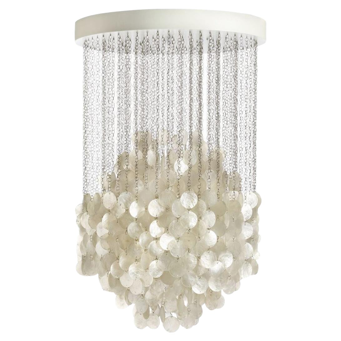 Verner Panton 'Fun 4DM' Chandelier Lamp in Sea Shells and Wood for Verpan