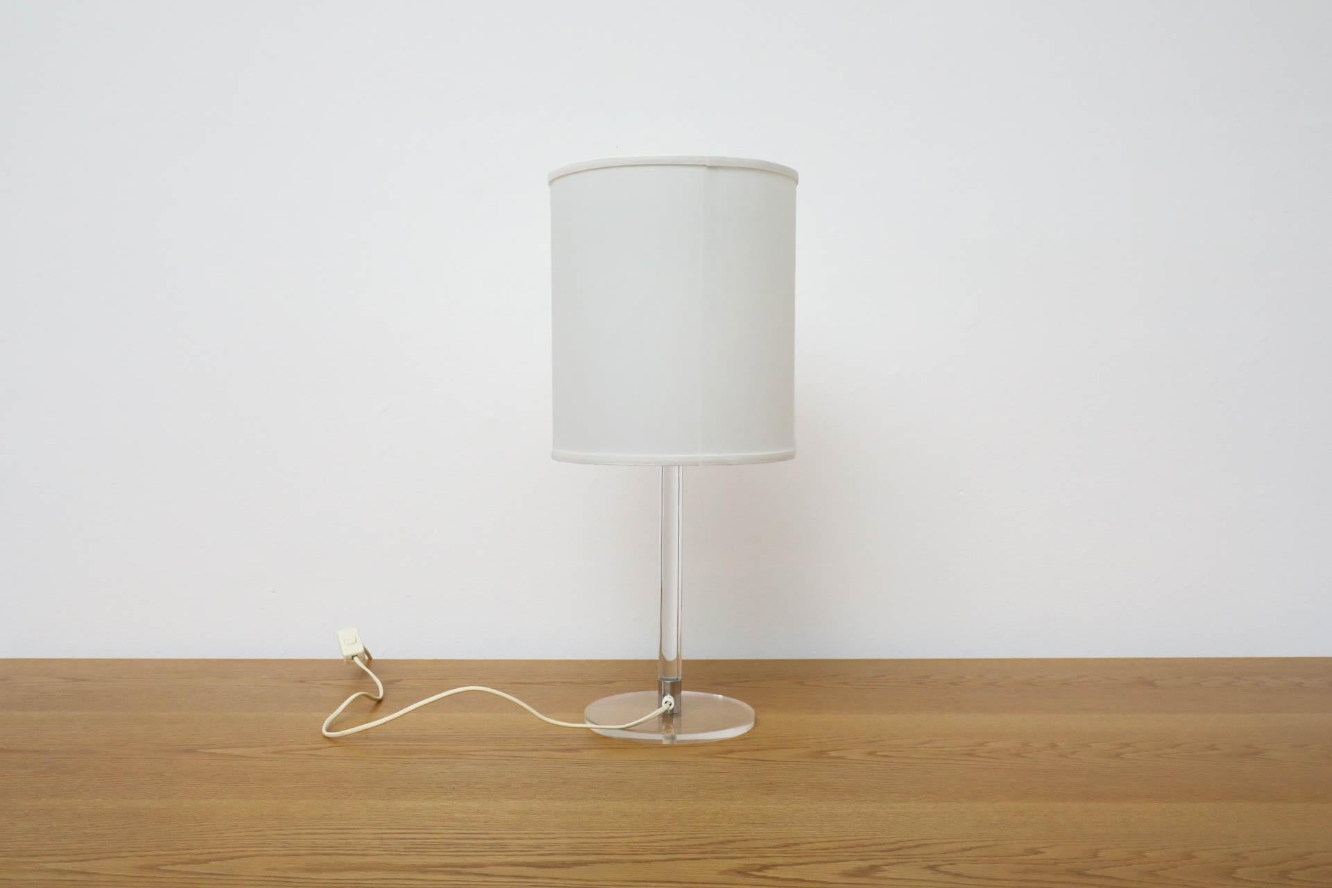 Verner Panton Inspired Lamp  with Lucite and Chrome Base and New Linen Shade In Good Condition For Sale In Los Angeles, CA