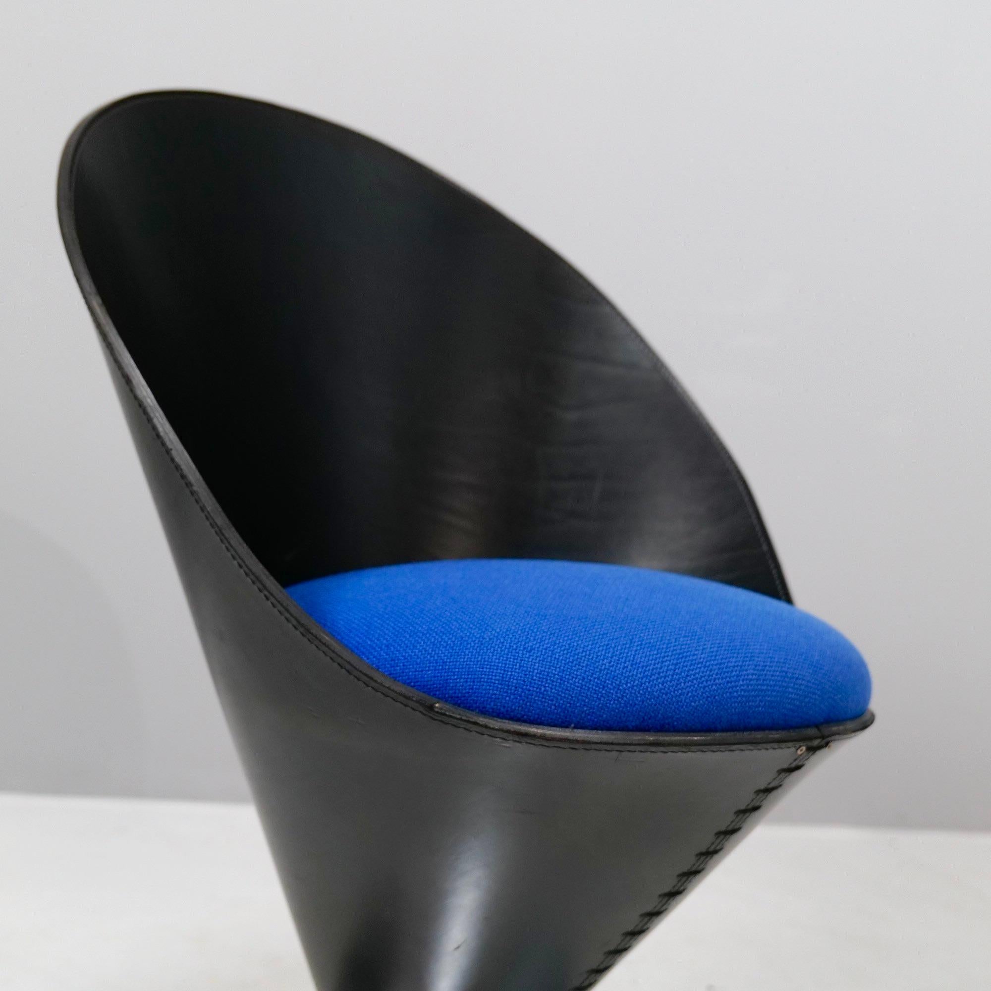 Verner Panton Leather Cone Chair VP01, Type B, 1994 Limited Edition  For Sale 3