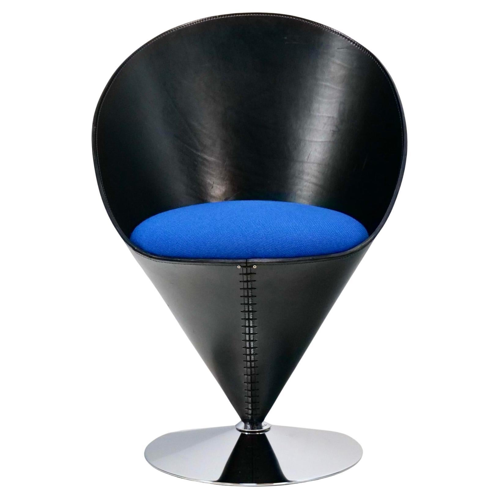 Very rare out of production Verner Panton leather cone chair

signed Polythema - Verner Panton and No: - 207


good condition with slight signs of use.