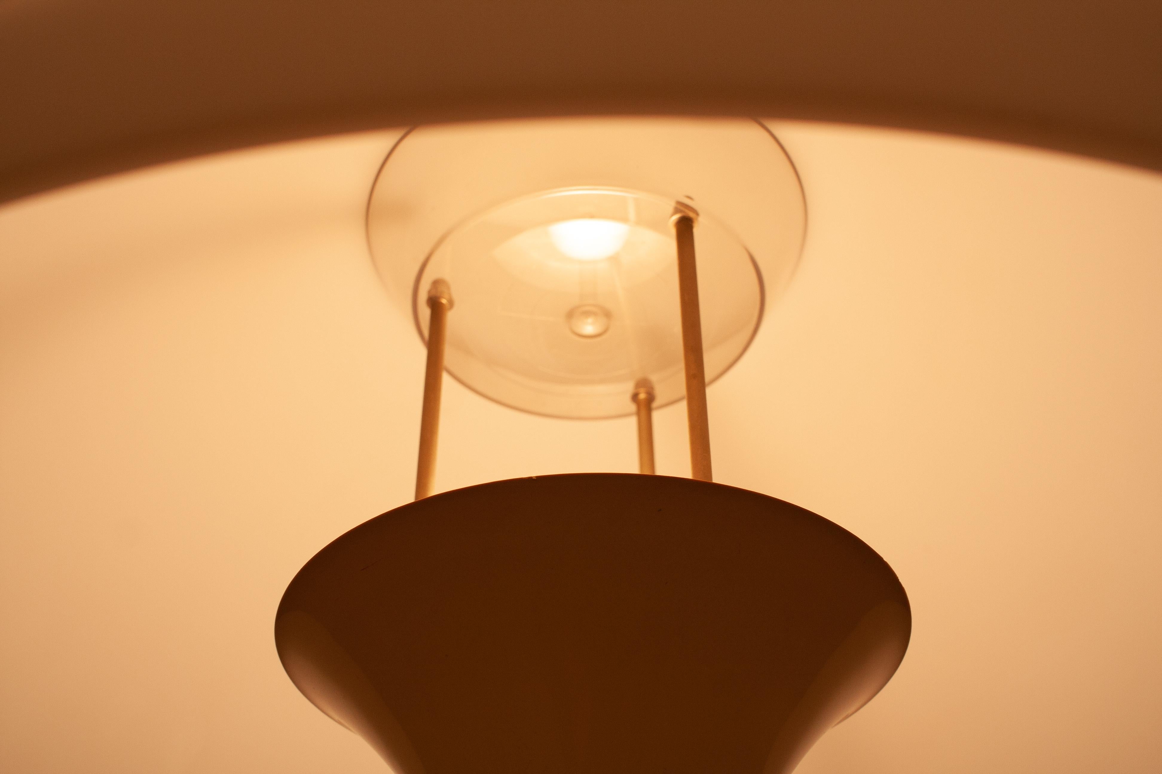 Verner Panton Louis Poulsen Large Mushroom Table Lamp 1