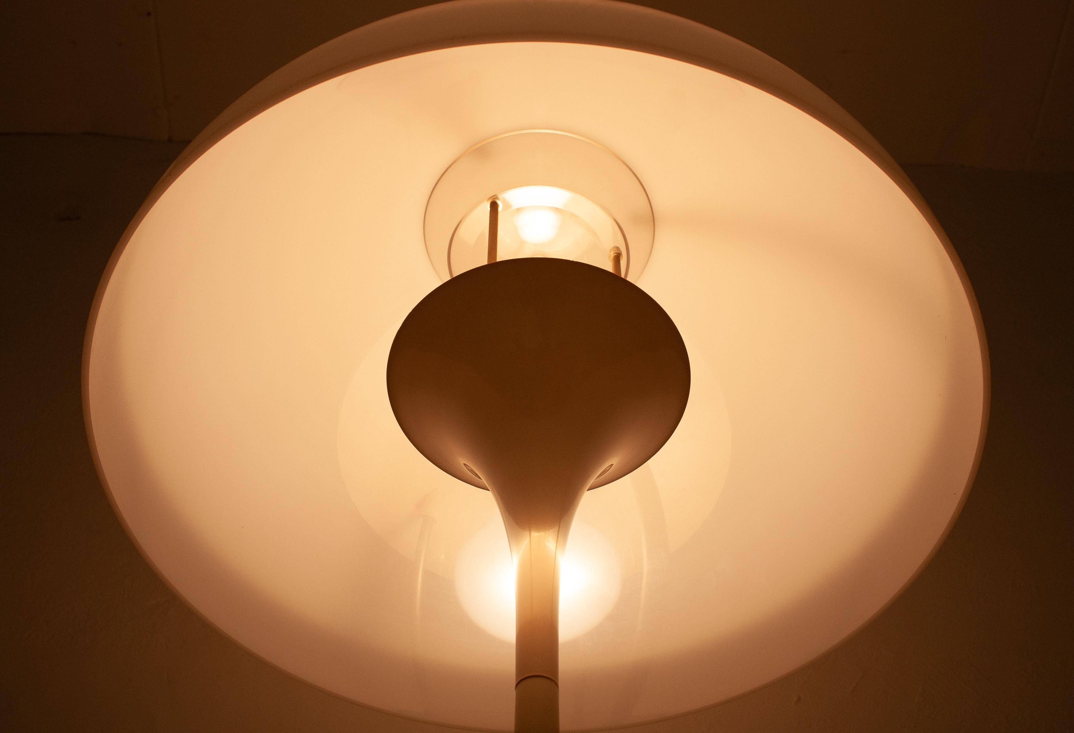 Verner Panton Louis Poulsen Large Mushroom Table Lamp 2