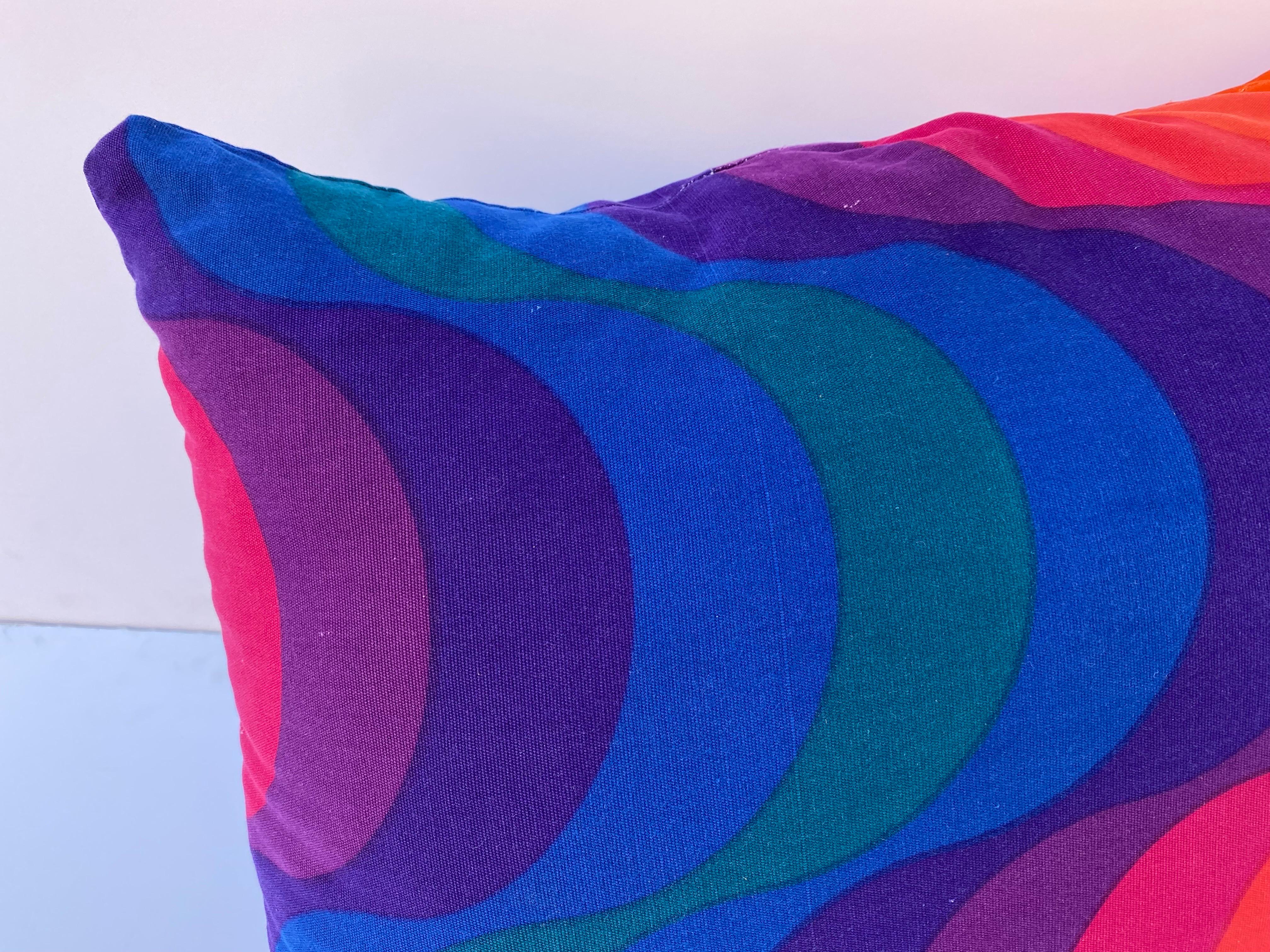 Original Verner Panton Mira-X Fabric made into a pillow in about 1970. Insides still fluffy and fabric unfaded and in great shape!