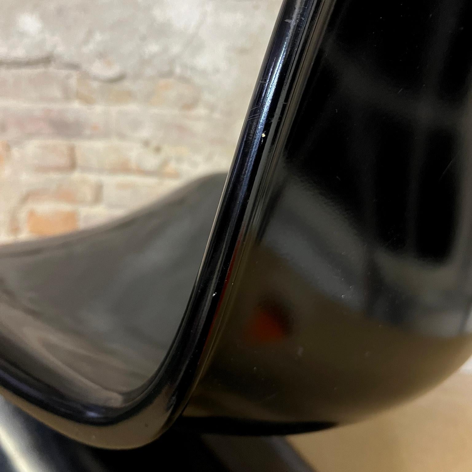 Chaise empilable Orginal de Verner Panton en fibre de verre lourde noire de Vitra en vente 3