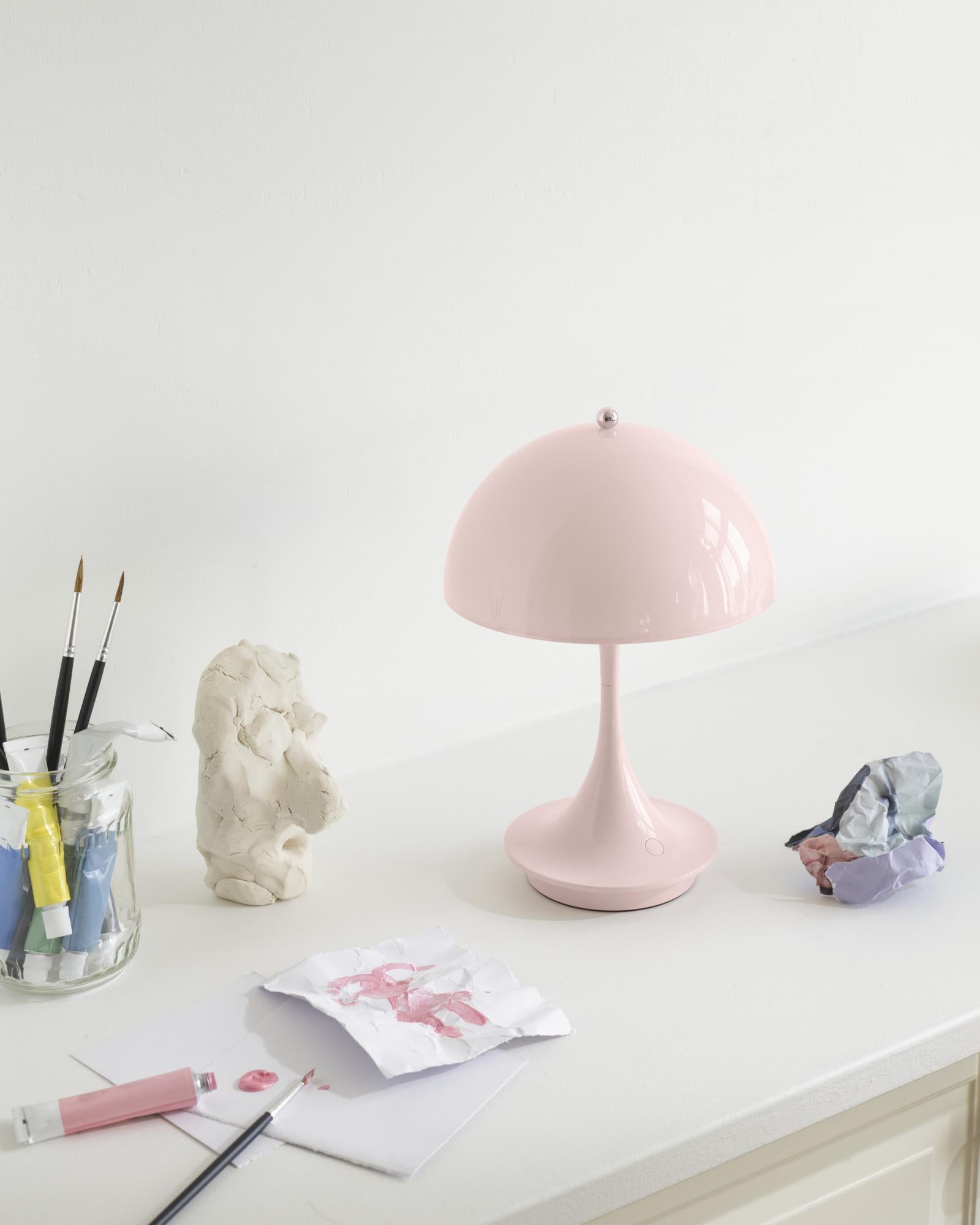 Verner Panton 'Panthella 160' Portable Lamp for Louis Poulsen in Opal Pale Rose In New Condition For Sale In Glendale, CA