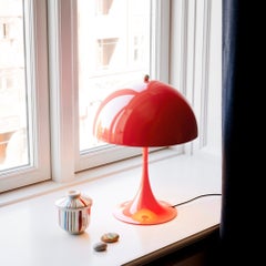 Verner Panton 'Panthella 250' Table Lamp 'Coral' Metal for Louis Poulsen