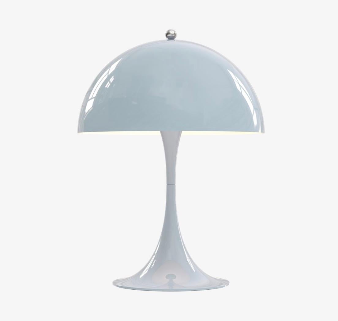 Verner Panton 'Panthella 250' Table Lamp 'Coral' Metal for Louis Poulsen For Sale 1