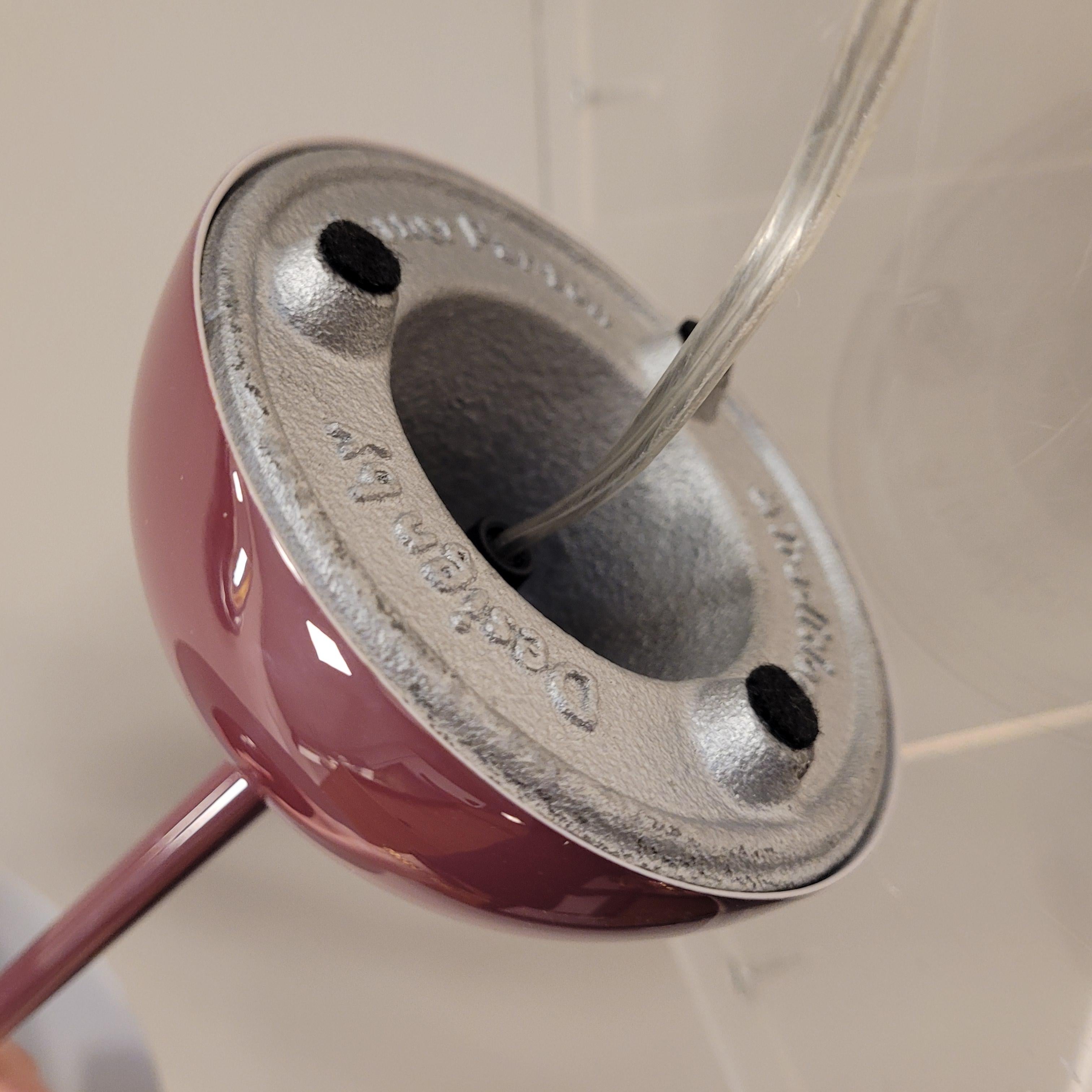 Verner Panton Panthella  Lámpara de mesa burdeos firmada en venta 2