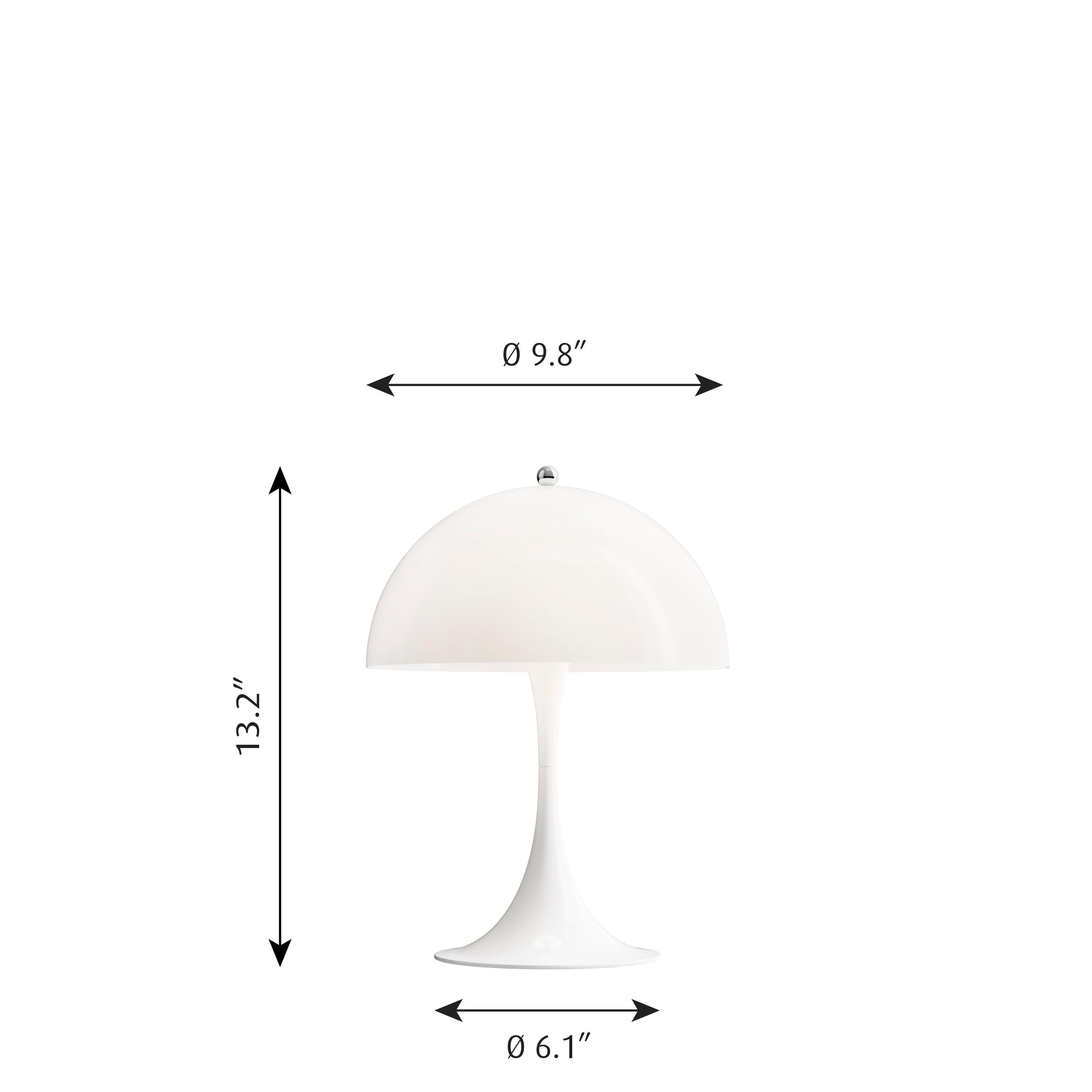 Verner Panton 'Panthella 250' LED table lamp in white for Louis Poulsen. 

The 'Panthella 250' LED table lamp uses Verner Panton's original drawings to produce an organically shaped lamp with a metal shade. The Panthella table lamp, originally