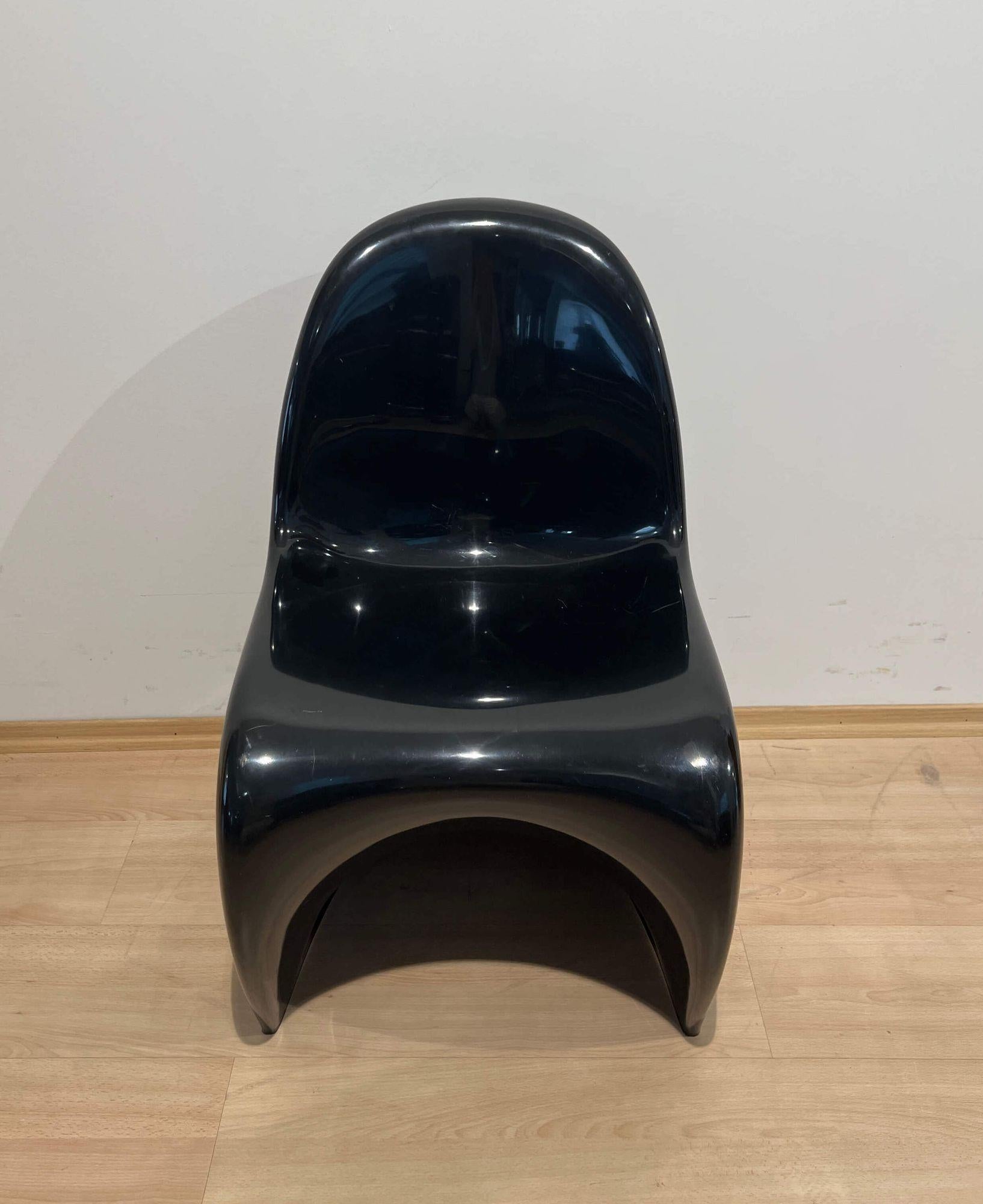 Mid-20th Century Verner Panton ‚Panton’ Cantilever Chair in Black Pu, Germany, 1971 For Sale
