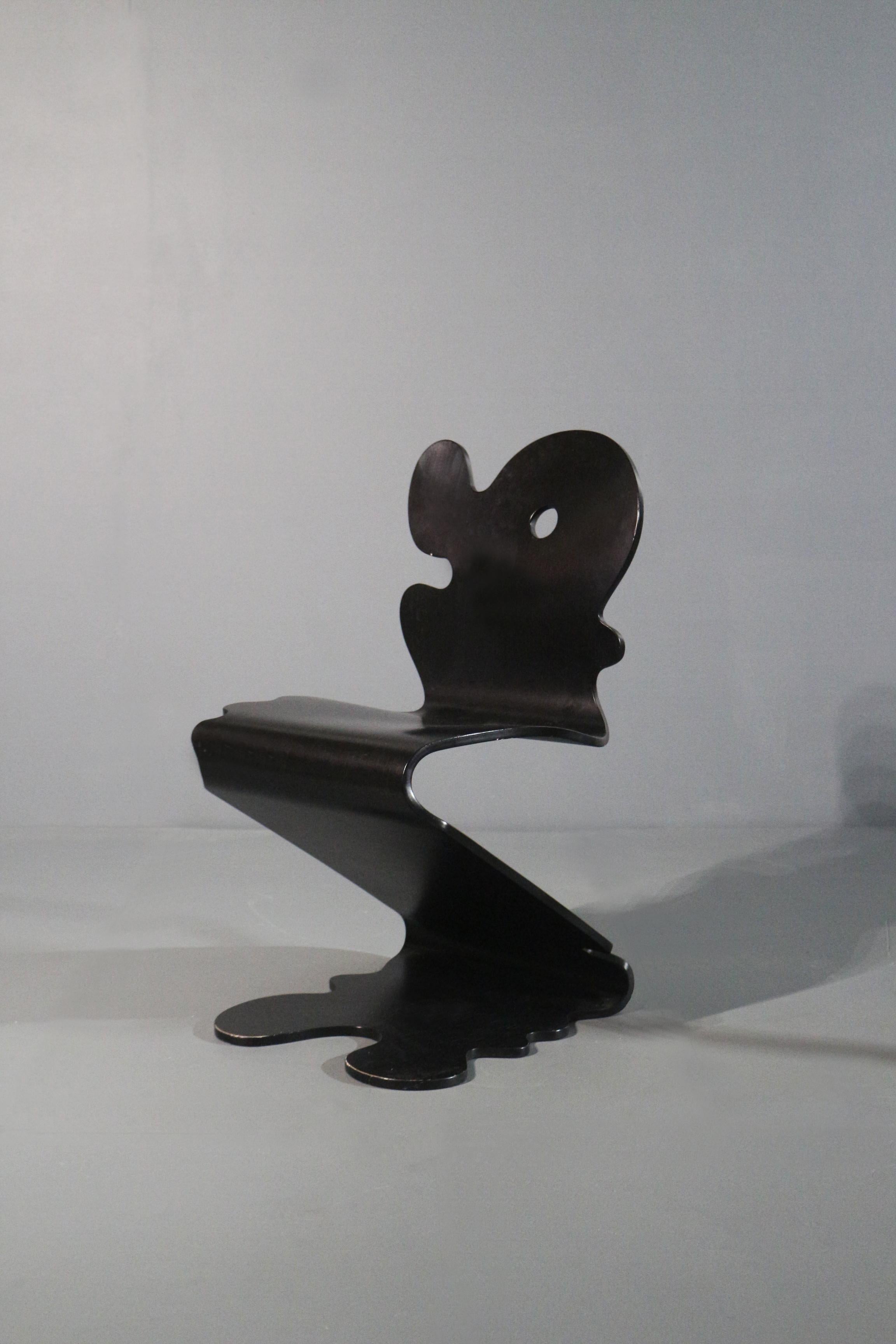 Very rare chair Pantonic designed by verner Panton in 1992. 
Model. 5010 
Very good condition. 
Plywood - black color.
 
