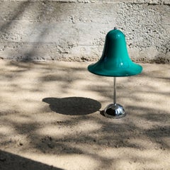 Lampada da tavolo portatile 'Pantop' di Verner Panton in verde scuro e cromo per Verpan