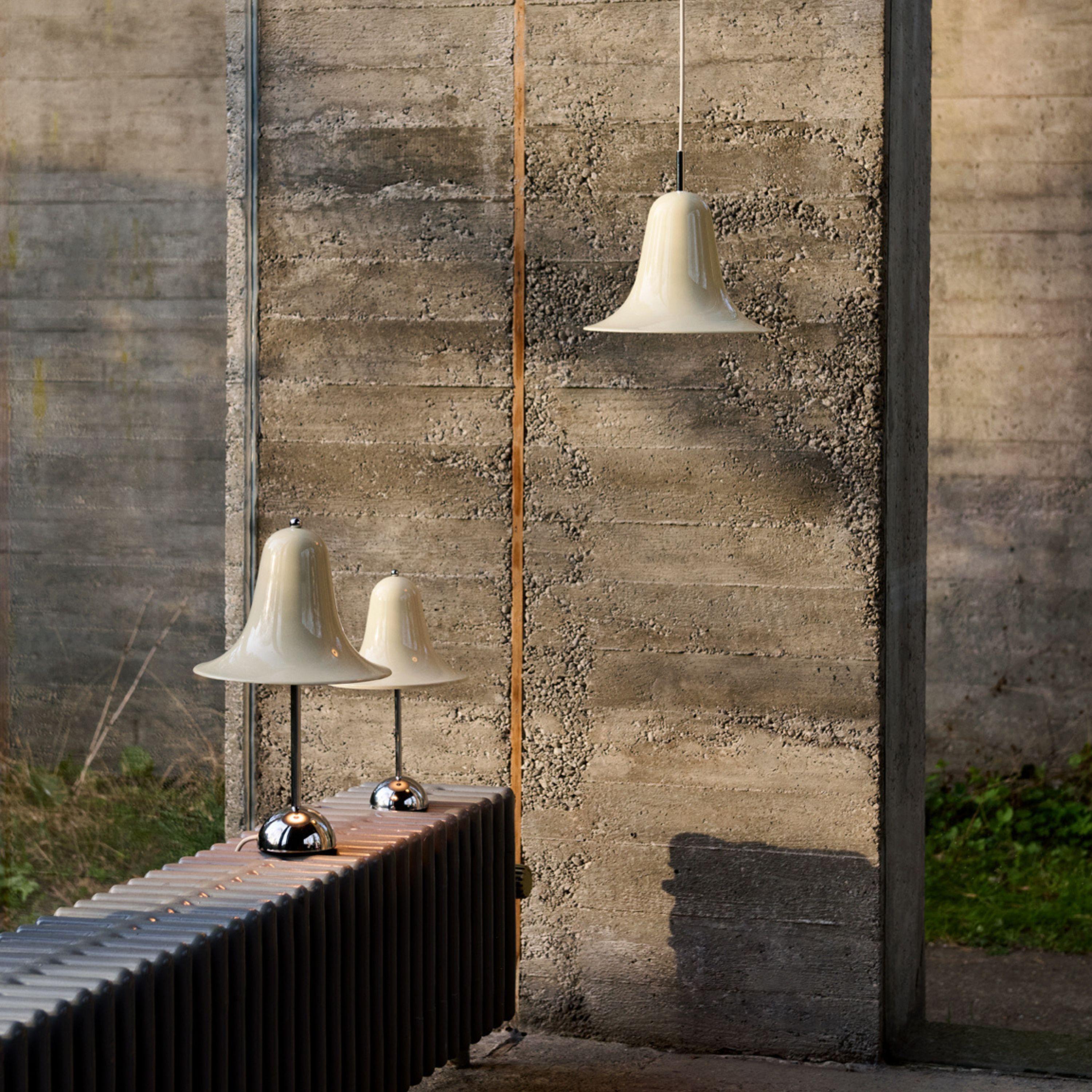 Metallo Lampada da tavolo portatile 'Pantop' di Verner Panton in blu notte e cromo per Verpan in vendita