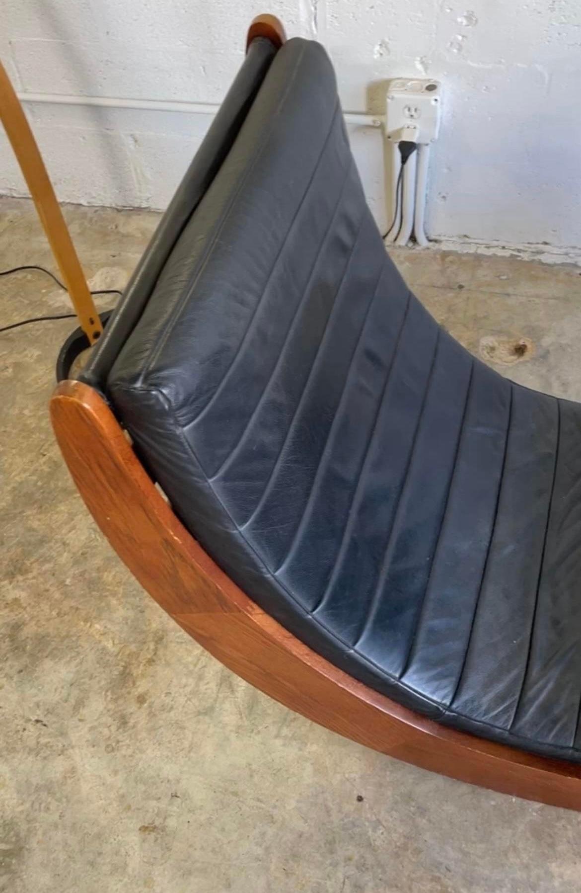 Verner Panton “Relaxer” Mid Century Rocking Chair In Good Condition For Sale In Fort Lauderdale, FL