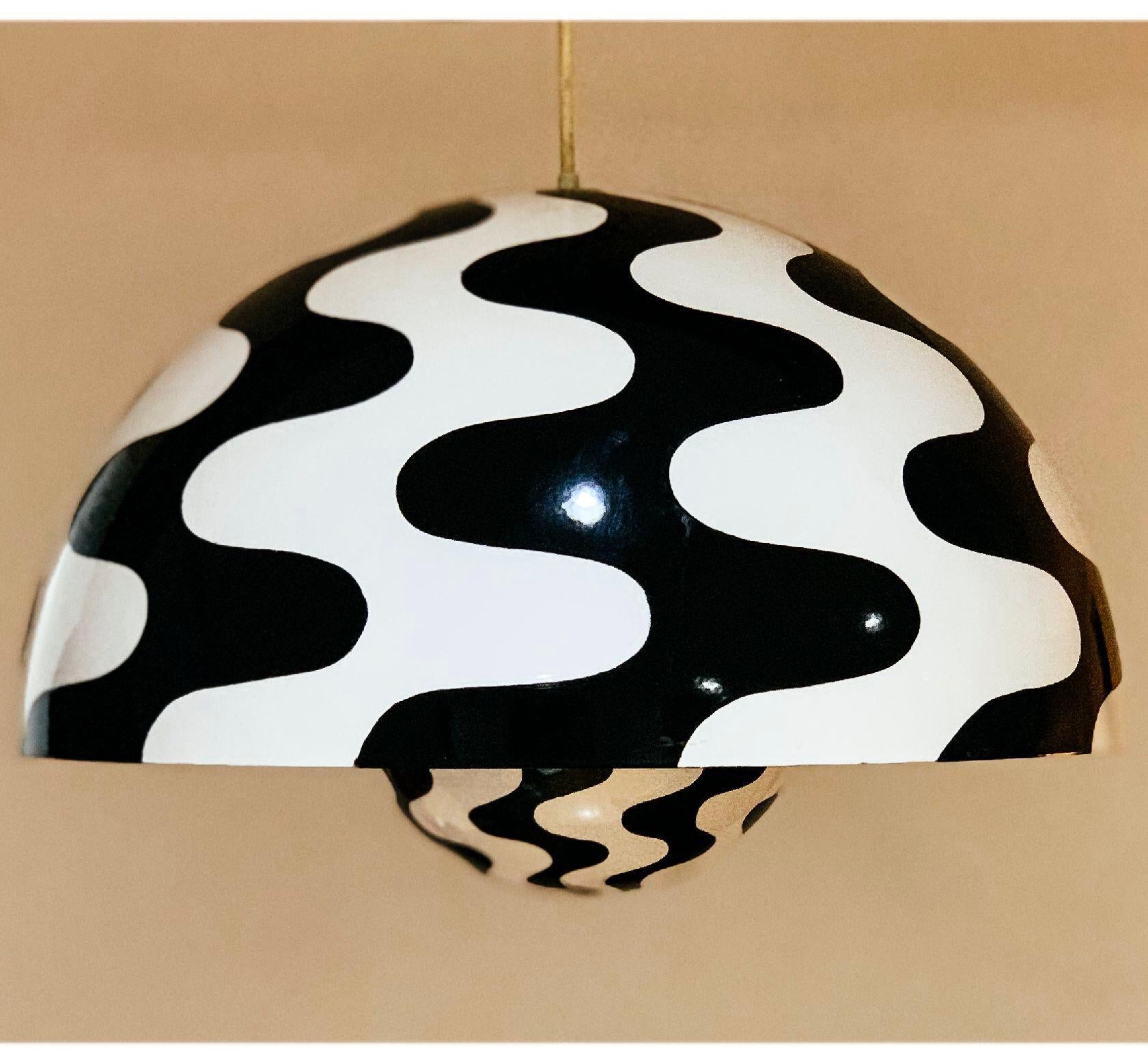 Verner Panton Modern Black White Flowerpot Pendant 1970, VerPan Danish Modern In Good Condition For Sale In Brooklyn, NY