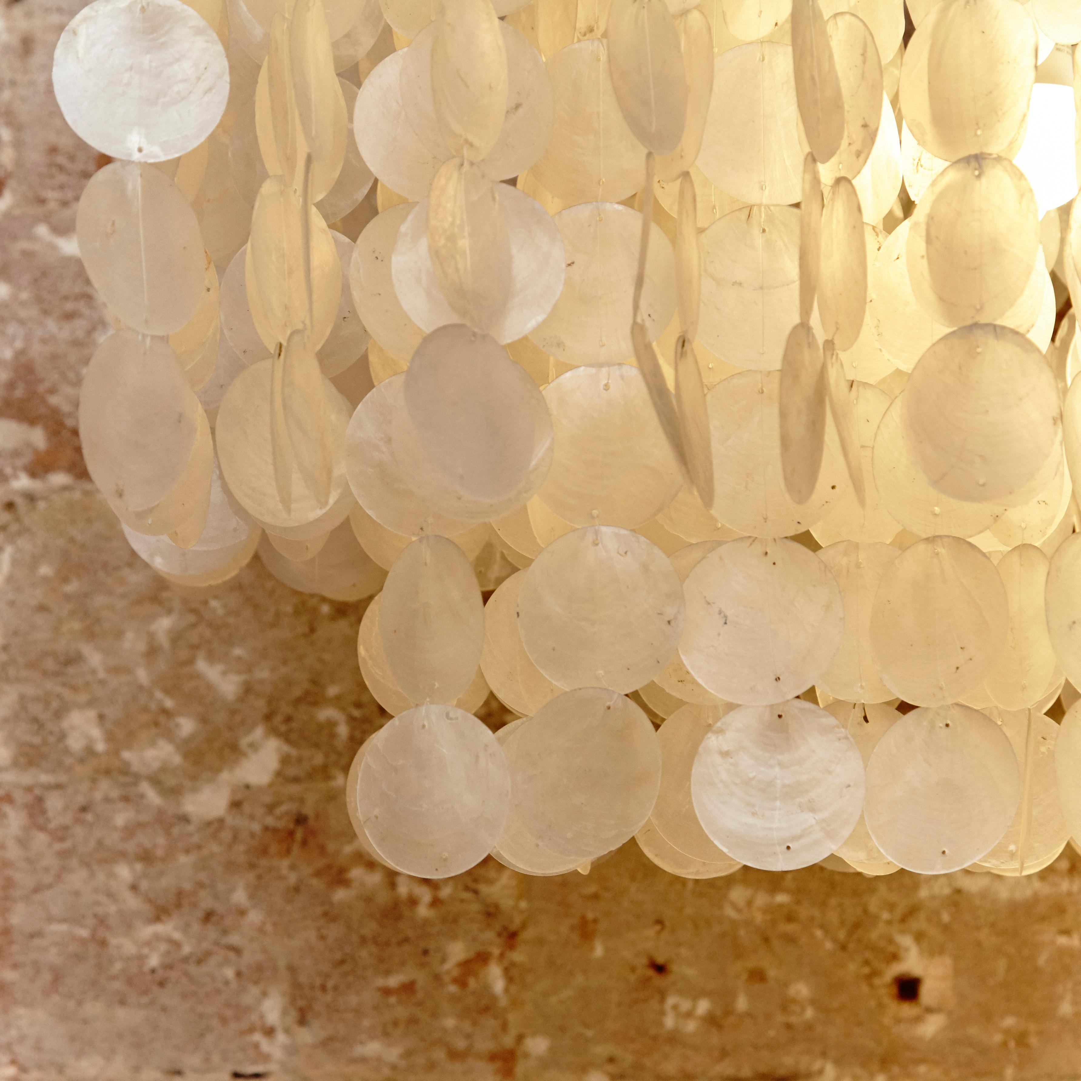 French Verner Panton Style Capiz Shell Chandelier Lamp, circa 1970