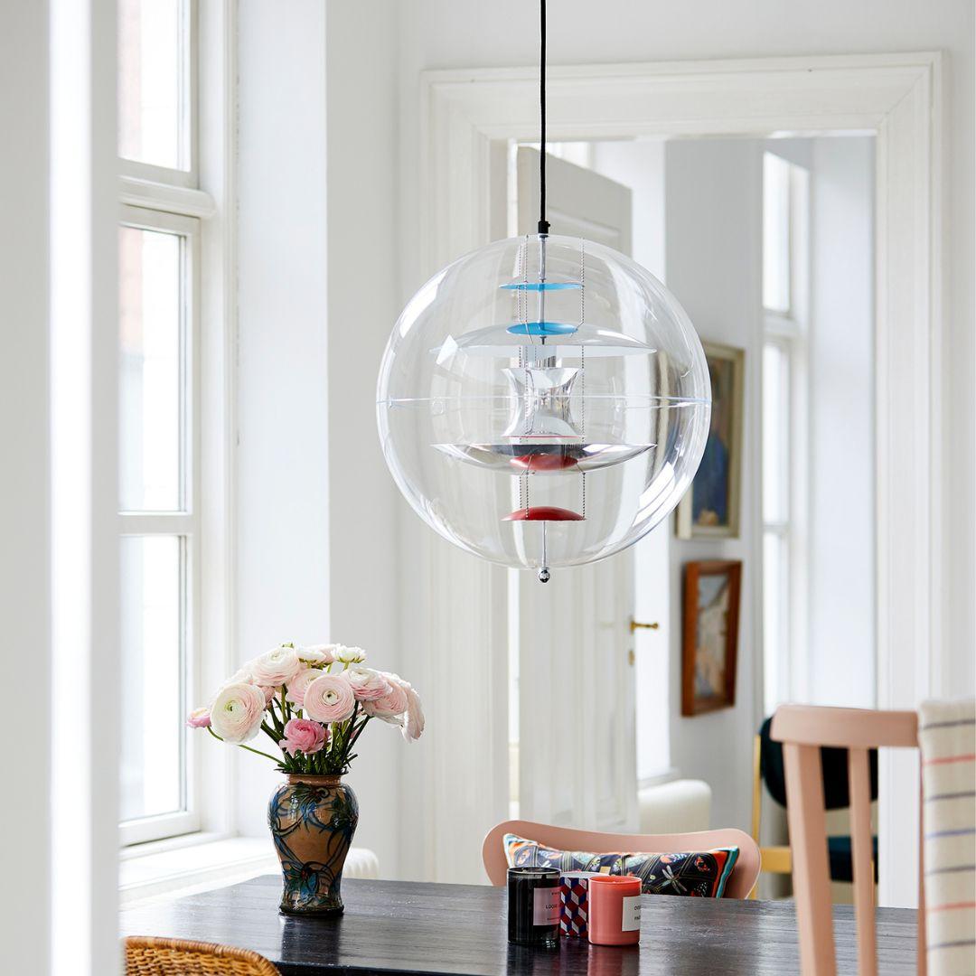 Verner Panton 'VP Globe' Pendant Lamp in Brass, Aluminum and Acrylic for Verpan For Sale 3