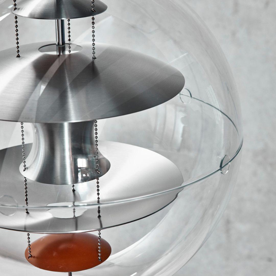 Verner Panton 'VP Globe' Pendant Lamp in Brass, Aluminum and Acrylic for Verpan For Sale 4