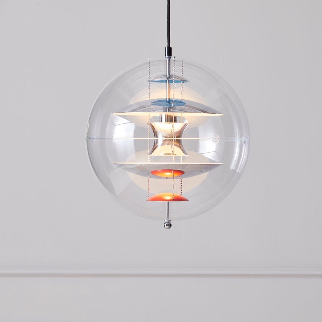 Verner Panton 'VP Globe' Pendant Lamp in Brushed Aluminum and Acrylic for Verpan For Sale 1