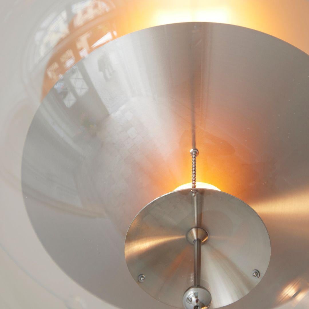Verner Panton 'VP Globe' Pendant Lamp in Polished Aluminum & Acrylic for Verpan For Sale 5