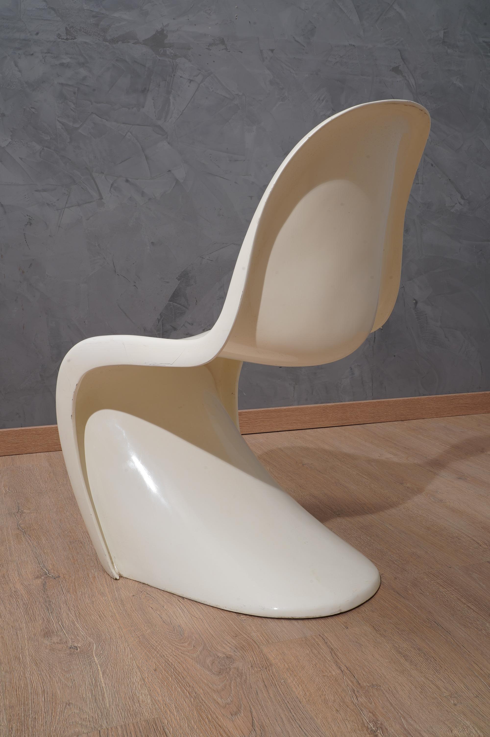 Verner Panton White Chairs, 1960 3