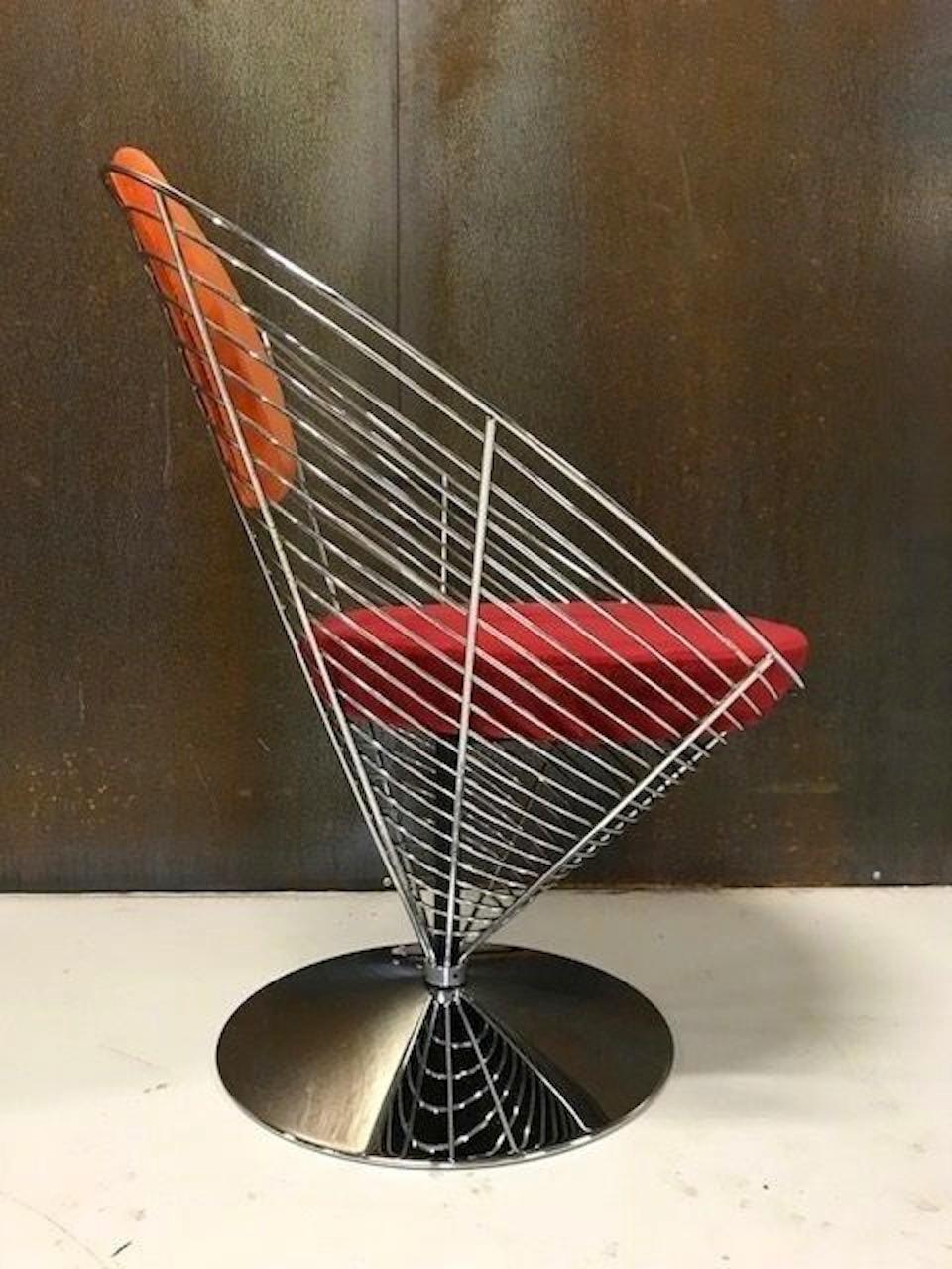 Scandinavian Modern Verner Panton Wire Cone Swivel Chair Model V-8800, Fritz Hansen, 1950s