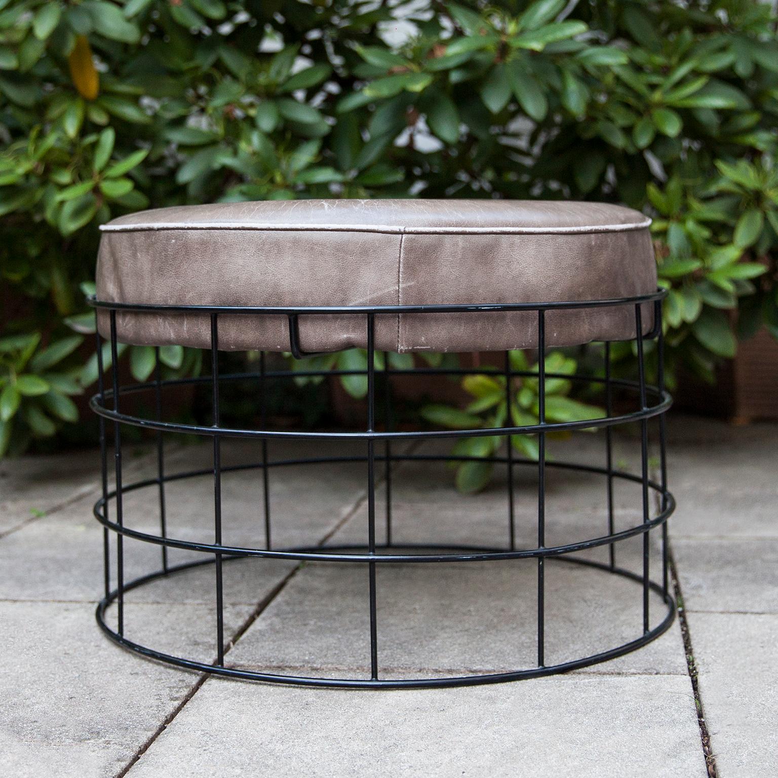 Mid-Century Modern Verner Panton Wire Stool T1 Plus Linie, 1959 For Sale