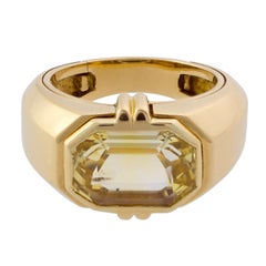 Verney 18K Gold and Yellow Sapphire Ring