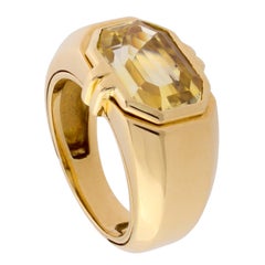 Verney 18K Gold and Yellow Sapphire Ring