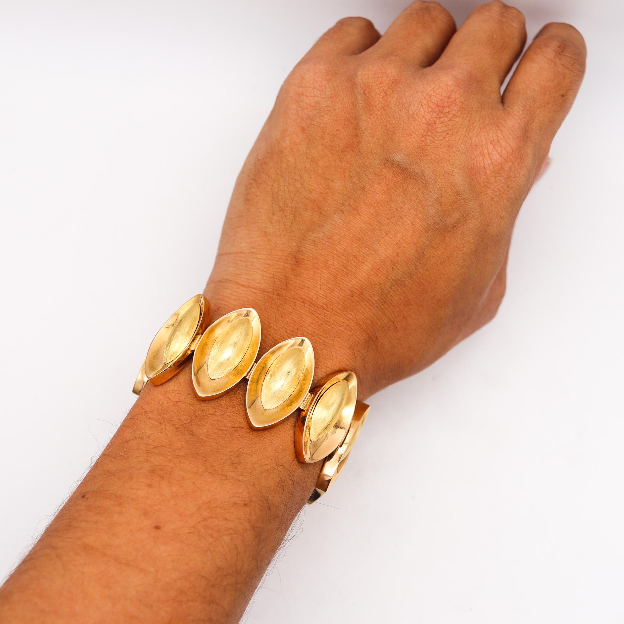 Veronese 1950 Italienisches geometrisches italienisches Mid-Century-Armband aus massivem 18 Karat Gelbgold im Angebot 2