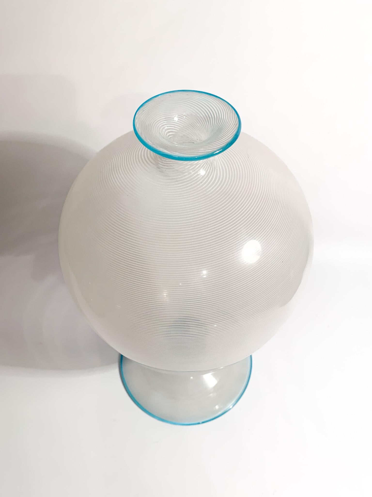 Filigrane Vase Modell Veronese aus Murano-Glas von Barovier & Toso, 1950er Jahre im Angebot 1