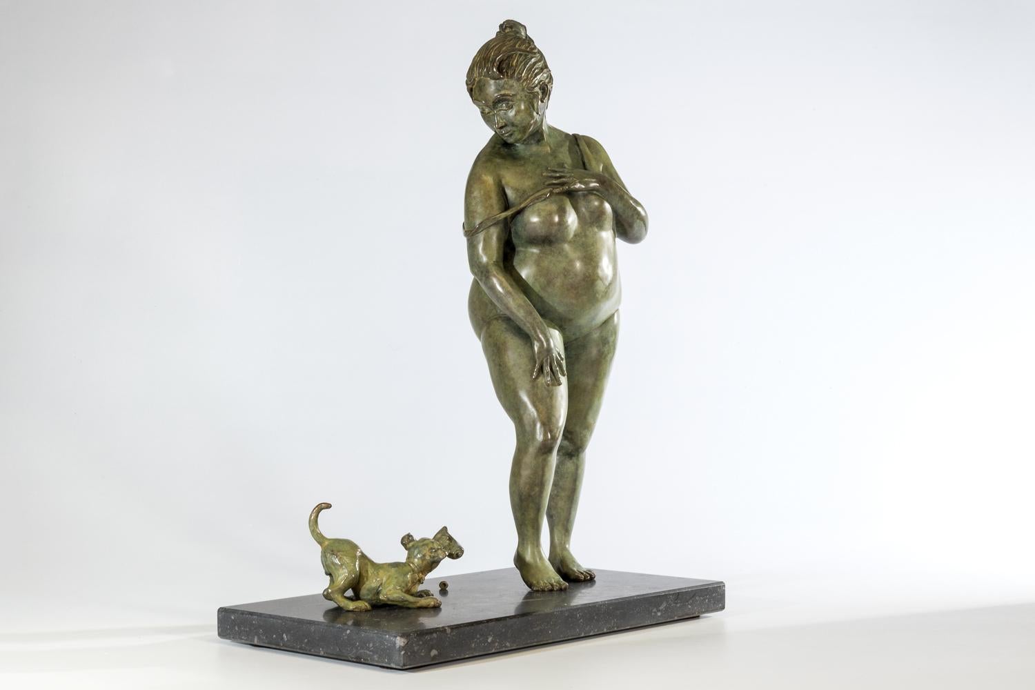Trop Tard Bronze Sculpture Too Late Lady Dog Bathing Swim Suit In Stock
Veronique Clamot (1964, Charleroi, Belgium) is a self-taught artist. Although she has been occupied with making three dimensional works of art ever since her childhood, she is