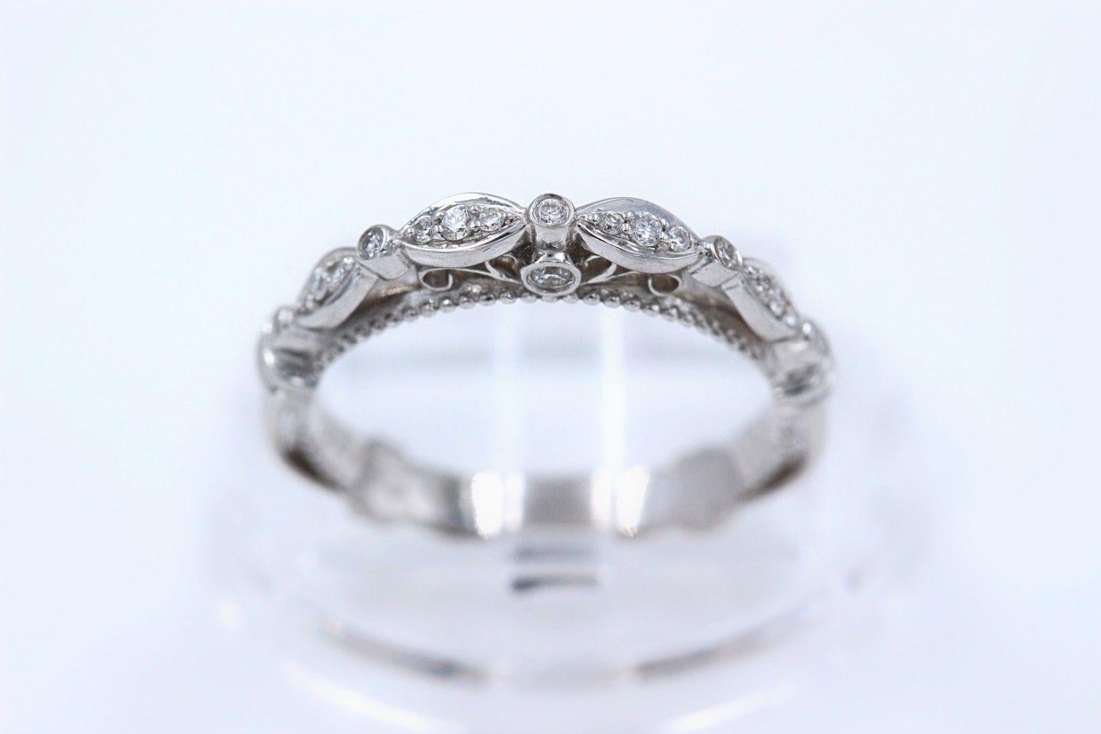 Verragio Parisian Collection Diamond Wedding Band Ring 14 Karat White Gold In Excellent Condition In San Diego, CA