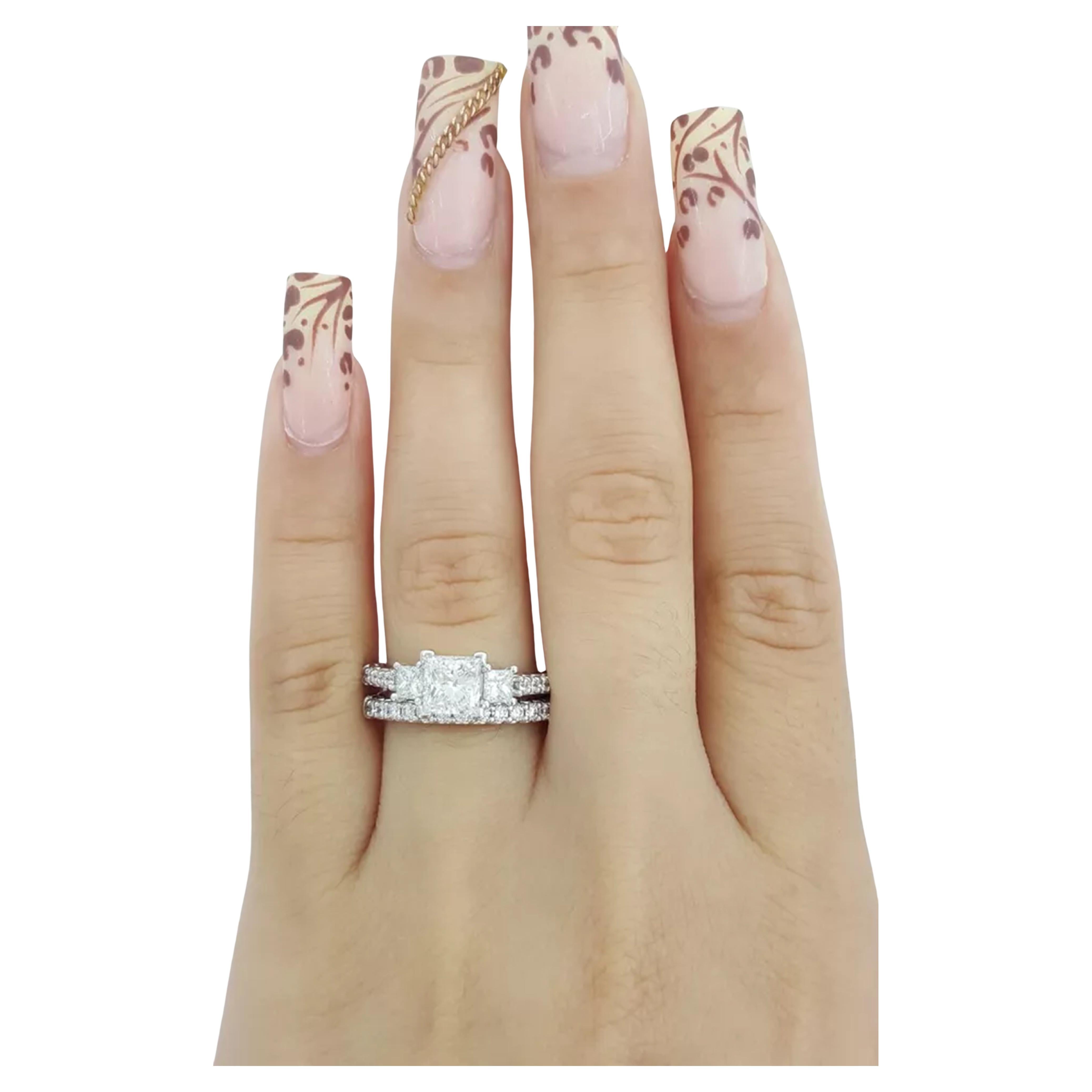 Contemporary Verragio Renaissance 1.8 ctw Princess Brilliant Cut Diamond Engagement Ring For Sale