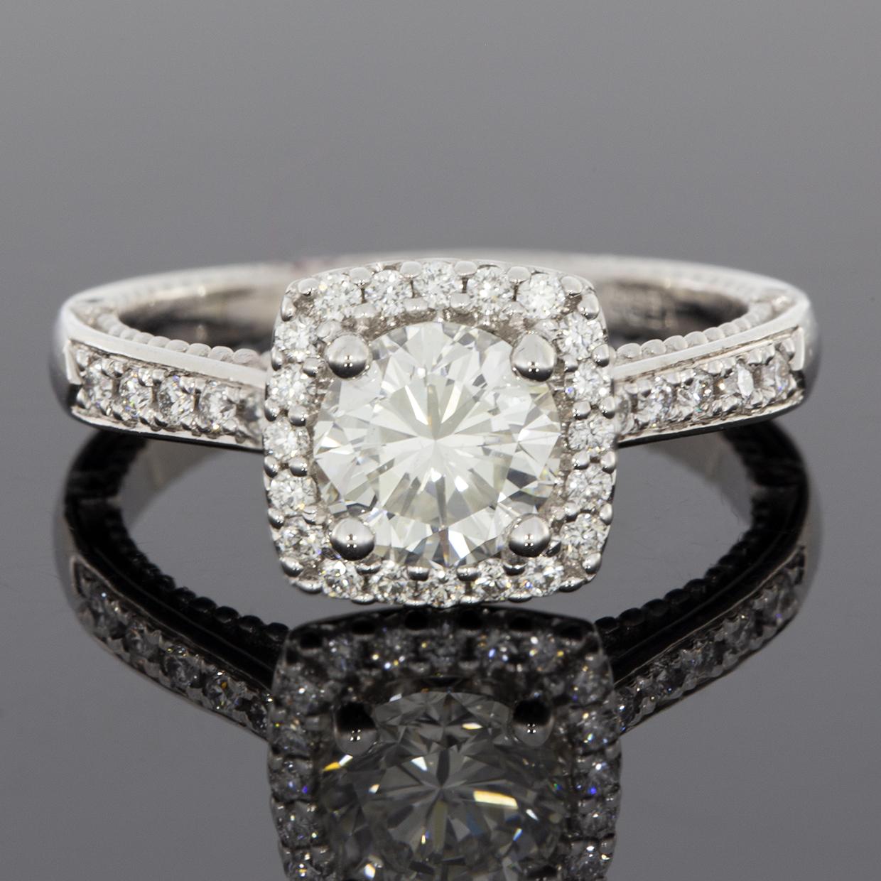 Verragio Venetian White Gold 1.33 Carat Round Diamond Halo Engagement Ring In Excellent Condition In Columbia, MO