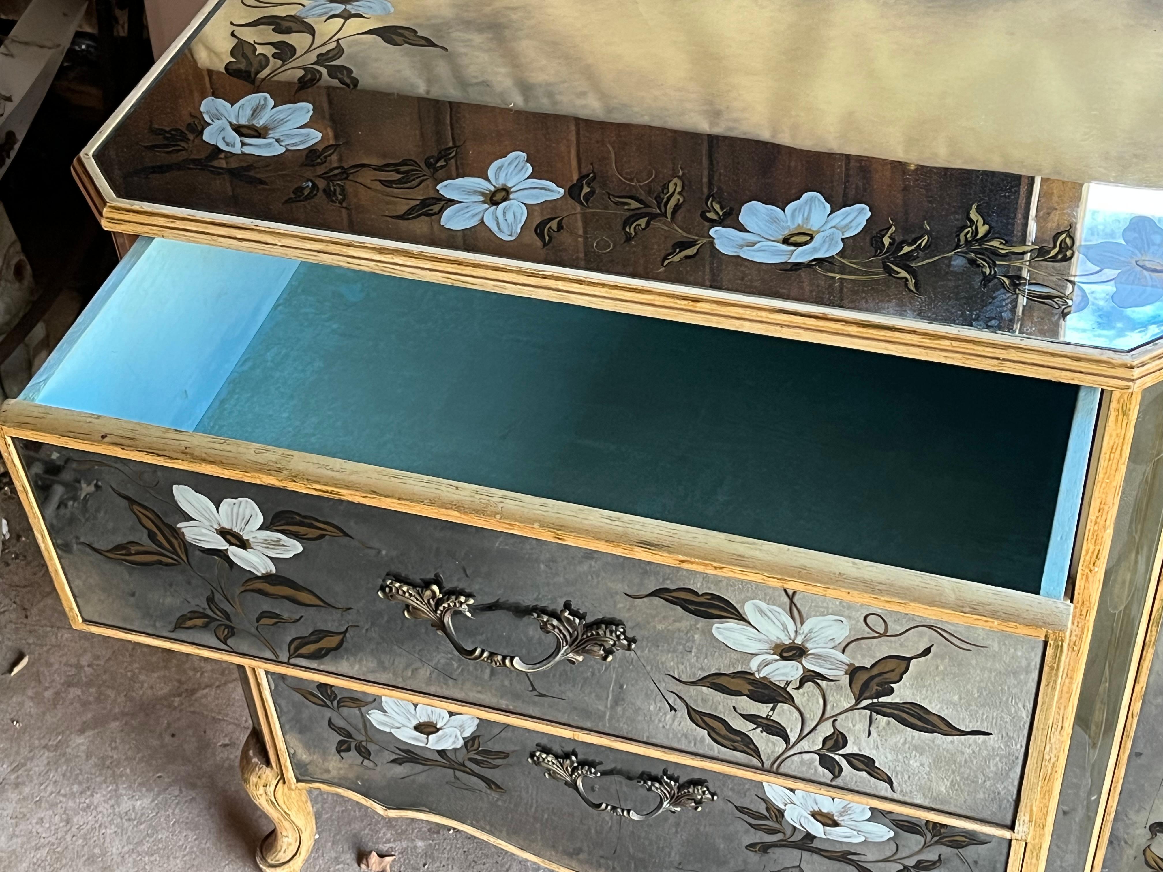 Hollywood Regency Verre Eglomise Double Dresser, Circa 1950 For Sale 3