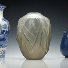 Verre Francais Schneider Frosted Art Glass Vase, circa 1929