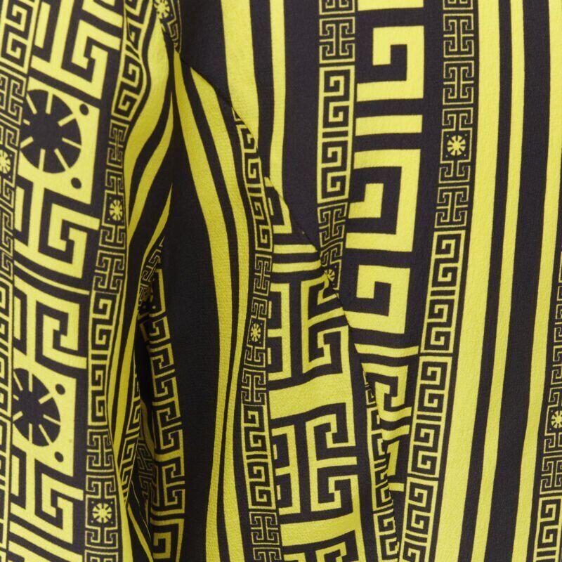 VERSACE 100% silk black gold Greca print Medusa button slim fit shirt IT38 XS For Sale 6