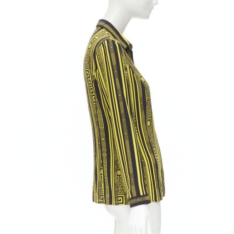 VERSACE 100% silk black gold Greca print Medusa button slim fit shirt IT38 XS In Good Condition For Sale In Hong Kong, NT