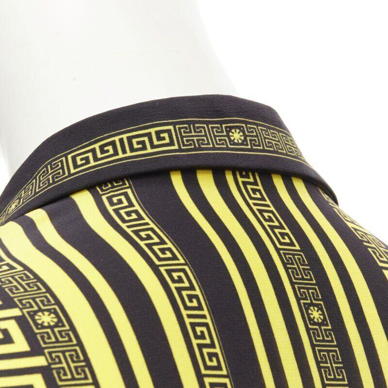 VERSACE 100% silk black gold Greca print Medusa button slim fit shirt IT38 XS For Sale 4
