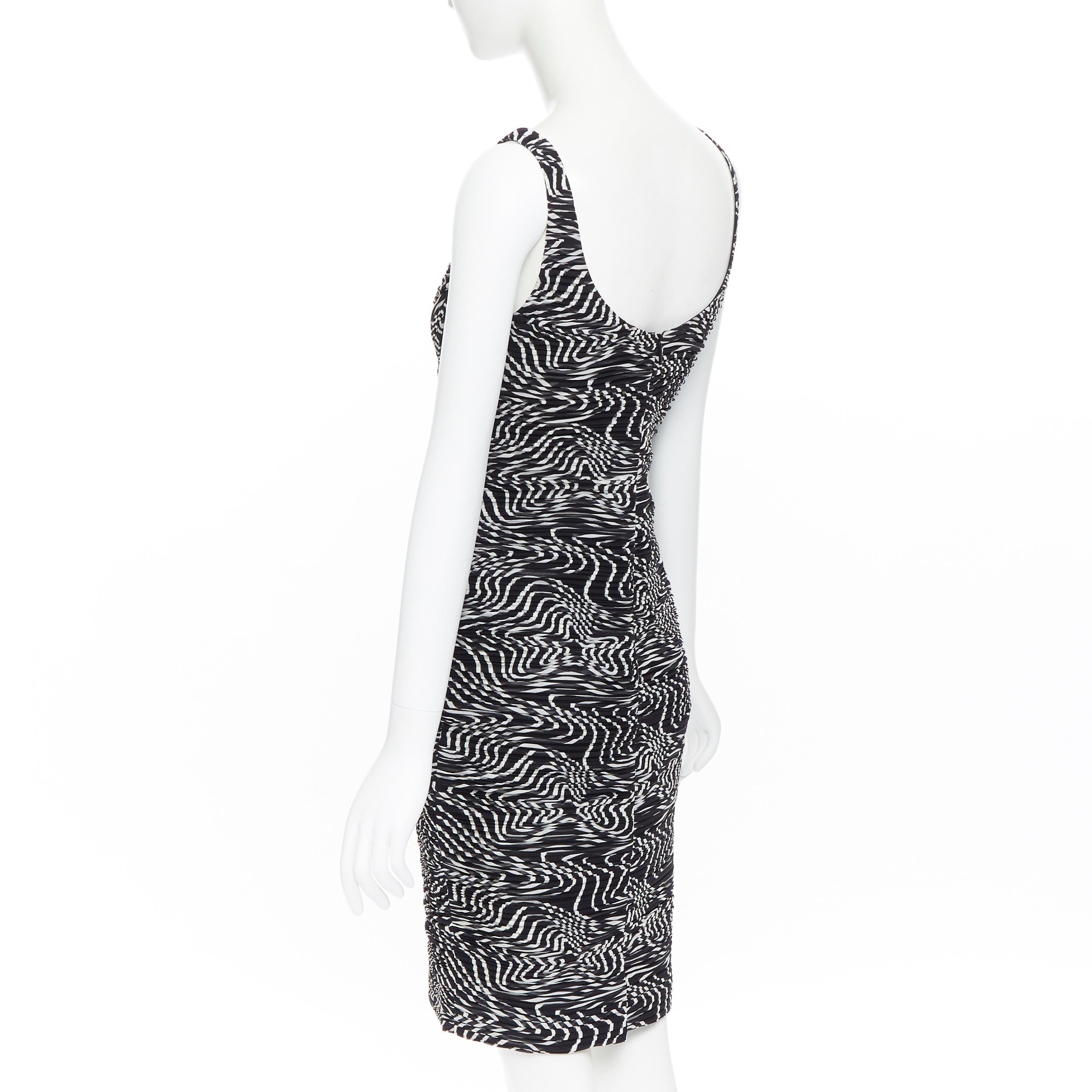 VERSACE 100% silk black white swirl print ruche pleated cocktail dress IT38 In Excellent Condition In Hong Kong, NT
