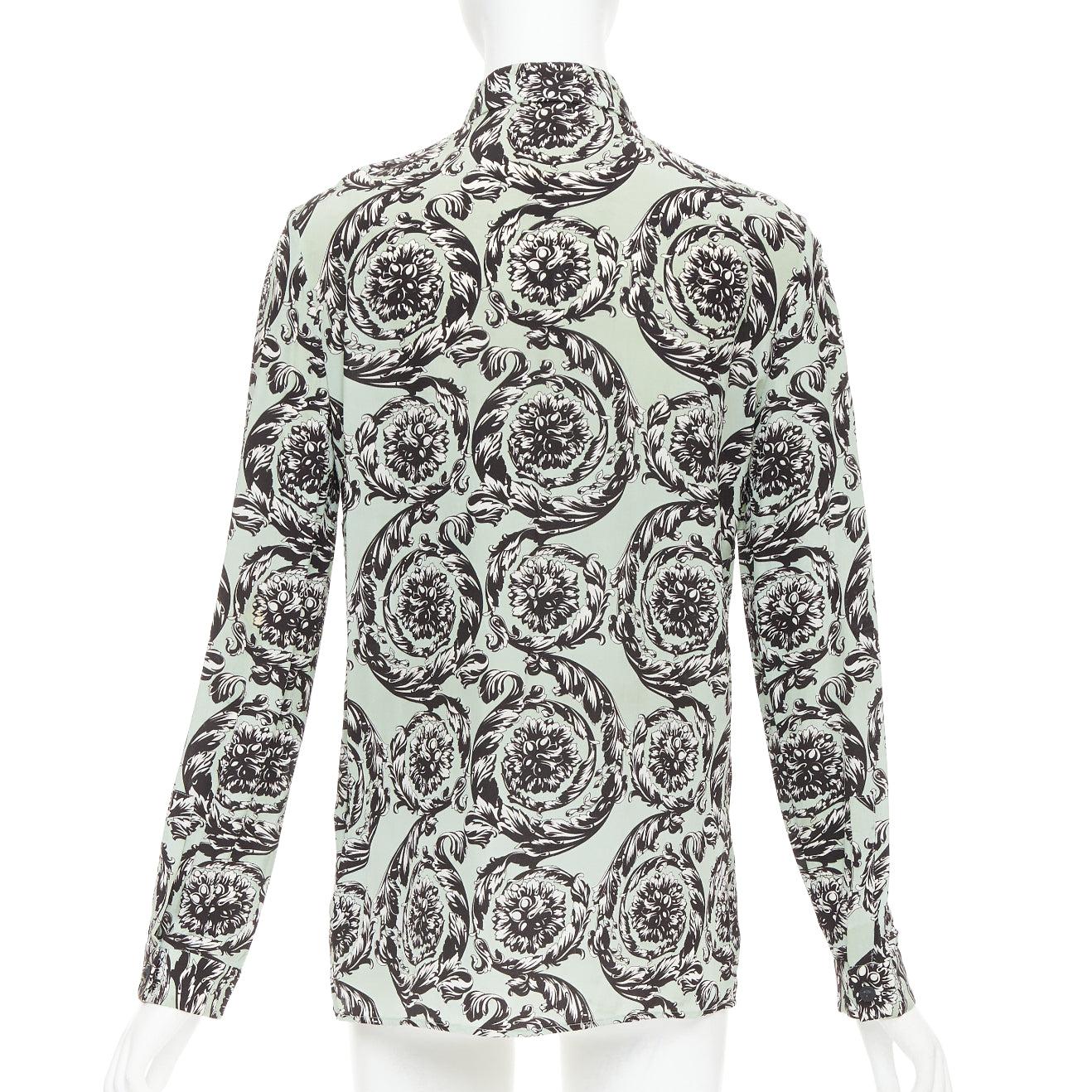 Donna VERSACE 100% seta verde nero stampa floreale barocca camicia button up IT38 XS in vendita