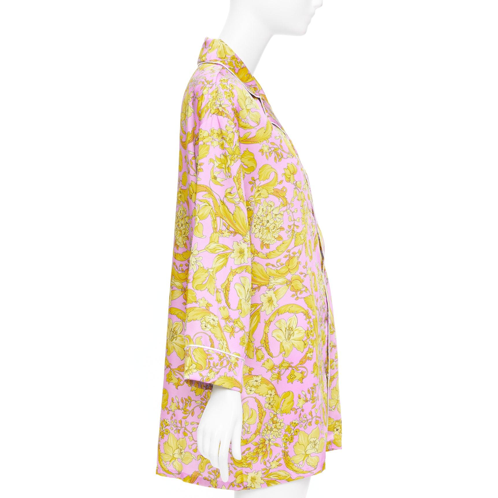 VERSACE 100% silk Signature Barocco Baroque pink gold print pajama shirt Sz.4 XL In New Condition For Sale In Hong Kong, NT