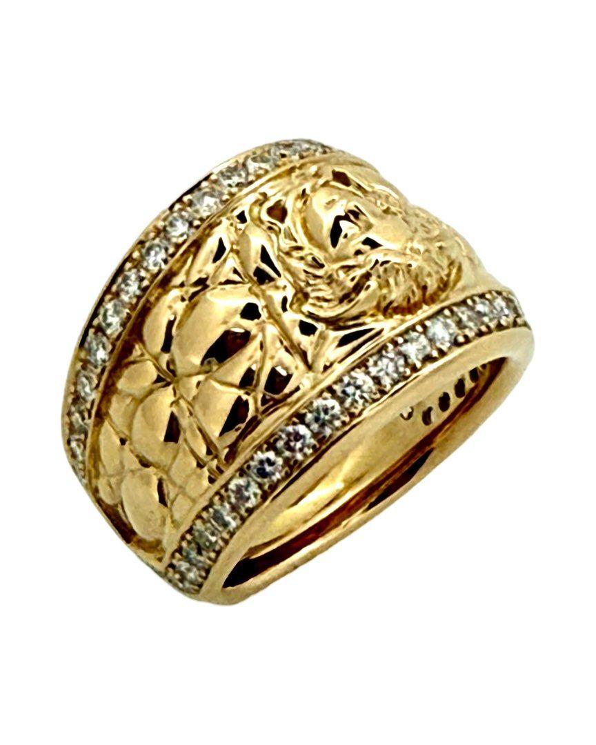 Versace 18 cts Gold Diamond Ring 
weight: 16.49gms
Size 54