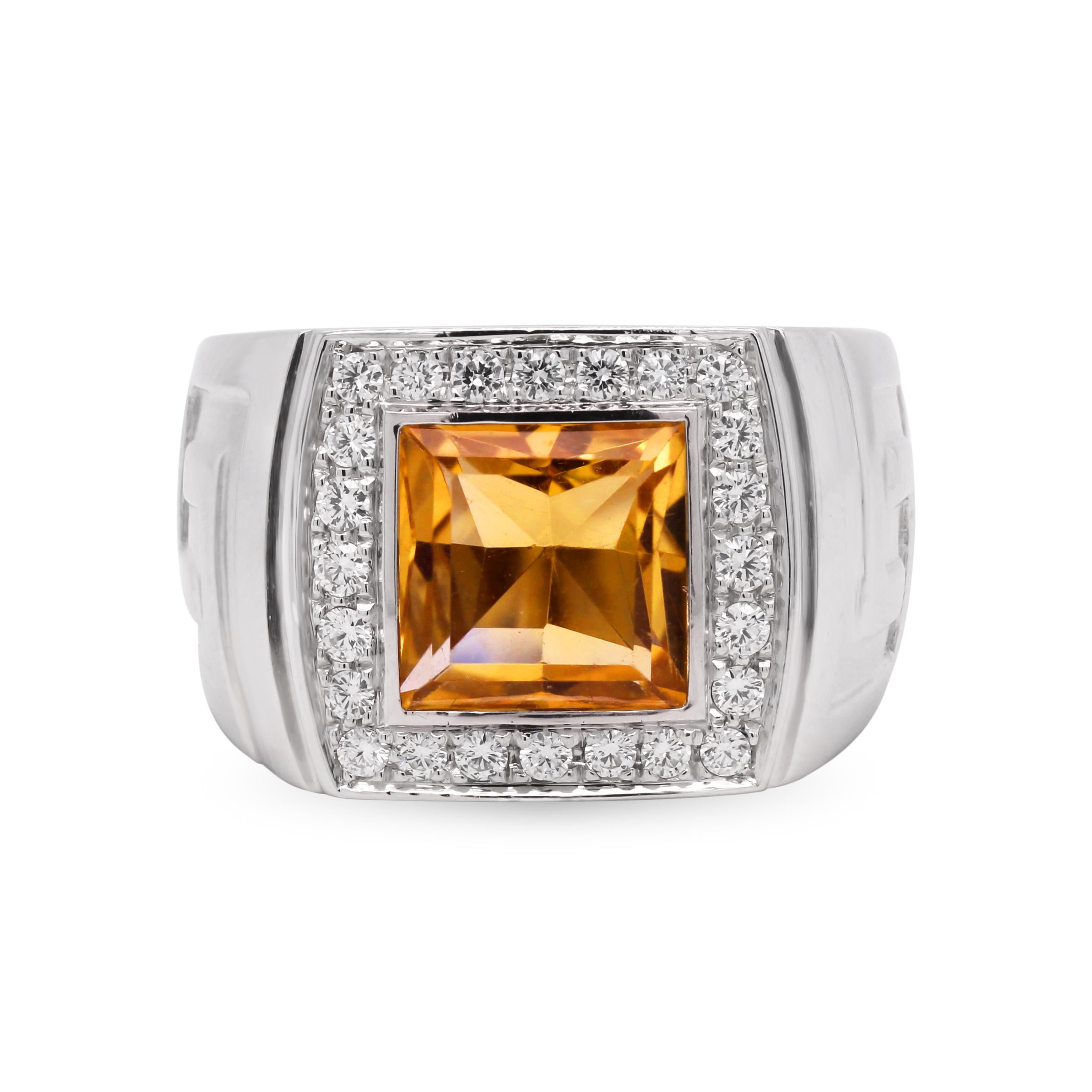 Statement-Ring von Versace aus 18 Karat Weißgold mit Citrin im Prinzessinnenschliff (Carréschliff)