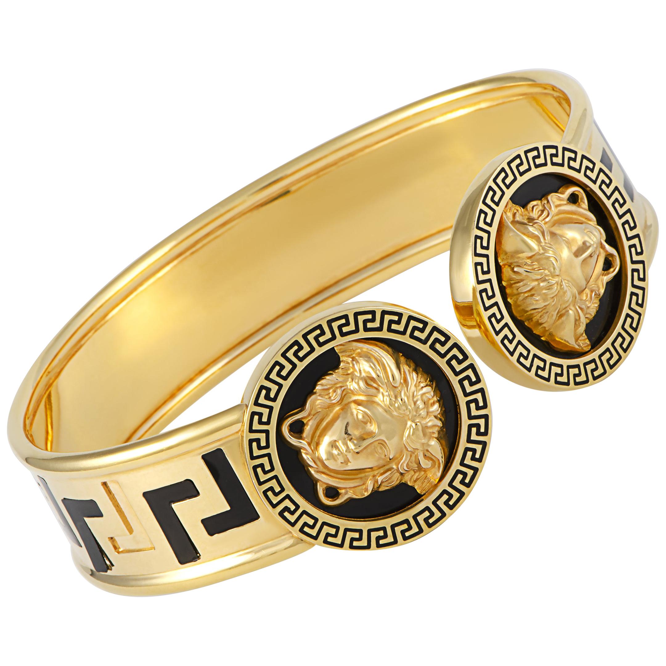 Versace 18 Karat Yellow Gold and Black Enamel Medusa Bracelet at 1stDibs |  versace bracelet 18k gold, versace 18k gold bracelet, 18k gold versace  bracelet