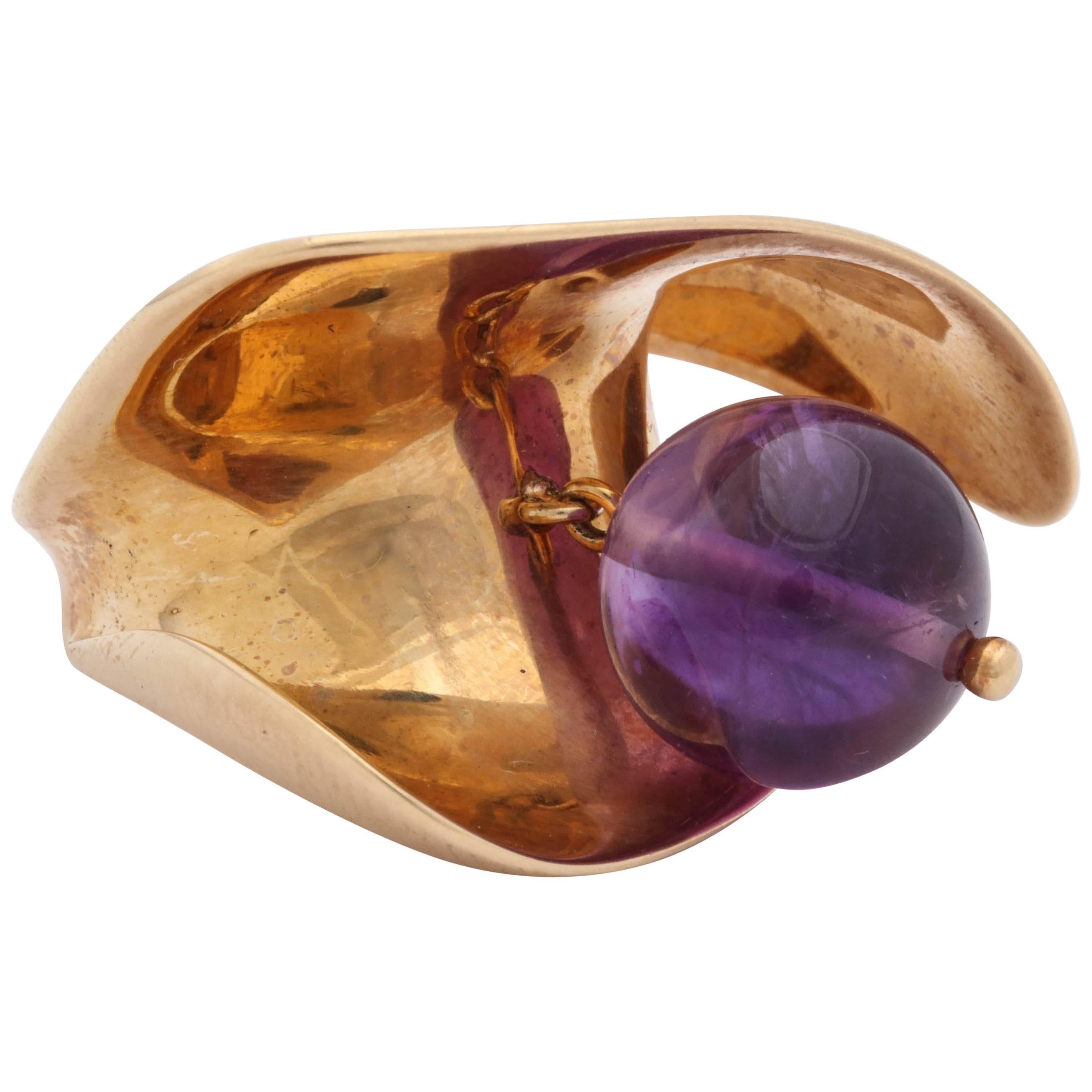 Versace 1990s Sculptural Wave Motif Swivel Amethyst Bead Gold Cocktail Ring