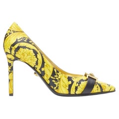 VERSACE 1992 Tribute Baroque Hibiscus barocco Medusa leather pump EU36.5