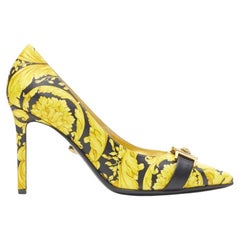 VERSACE 1992 Tribute Baroque Hibiscus barocco Medusa leather pump EU36.5