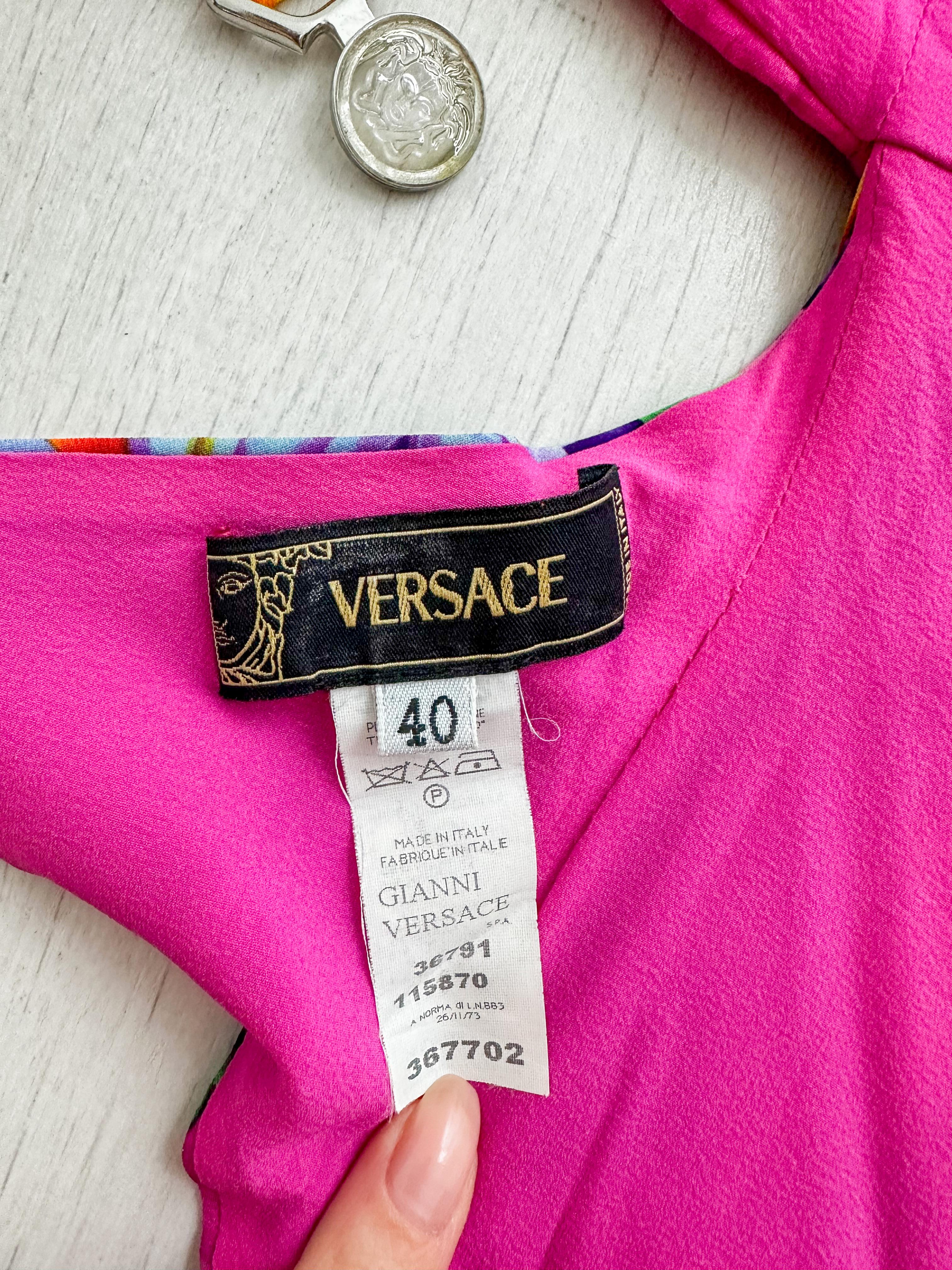 Versace 2004 by Donatella silk multicolor Medusa open back corset top For Sale 2